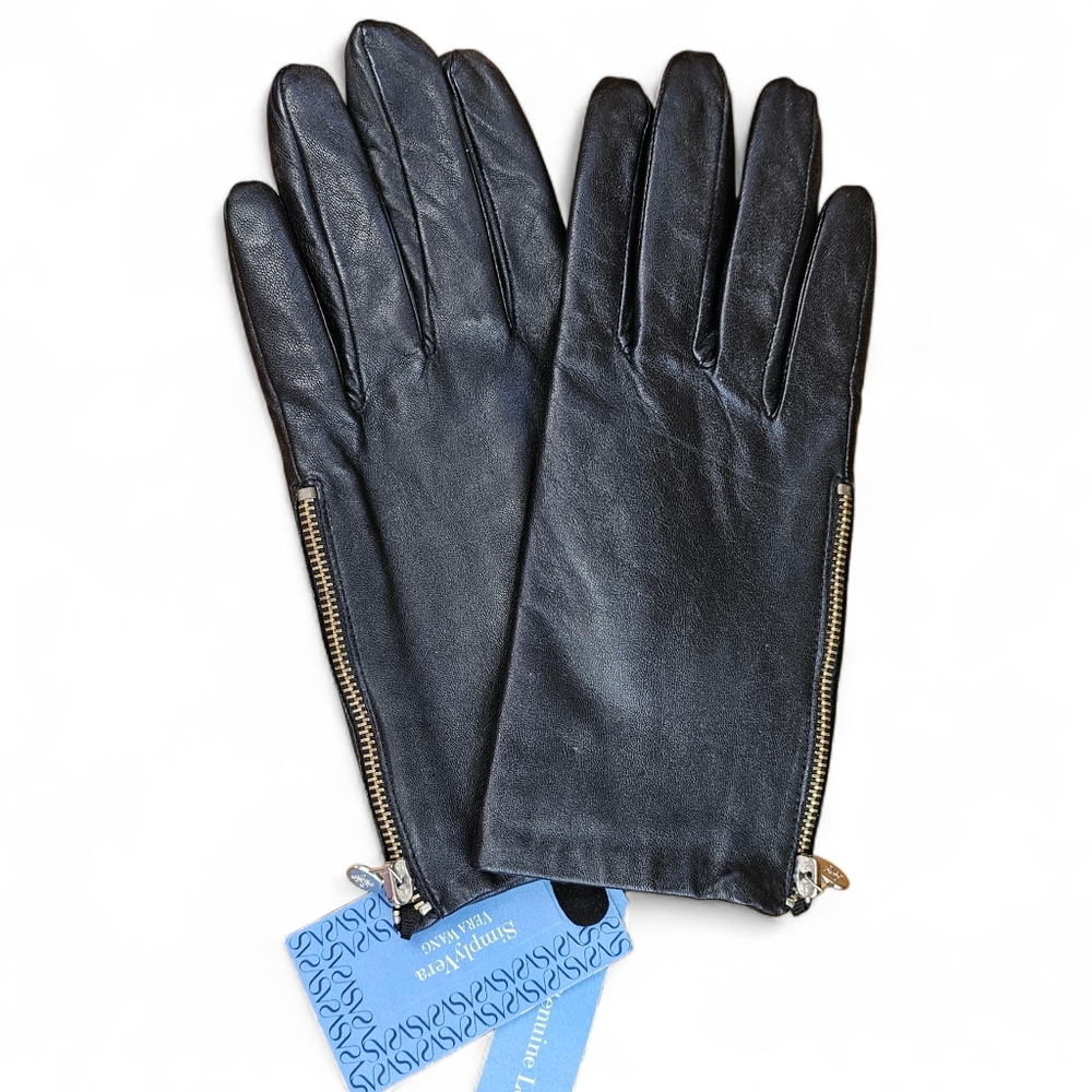 Vera Wang Black Leather Fitted Gloves with Stylish Zipper Detail
